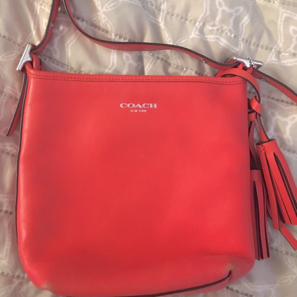 HOT PINK COACH CROSSBODY PURSE
